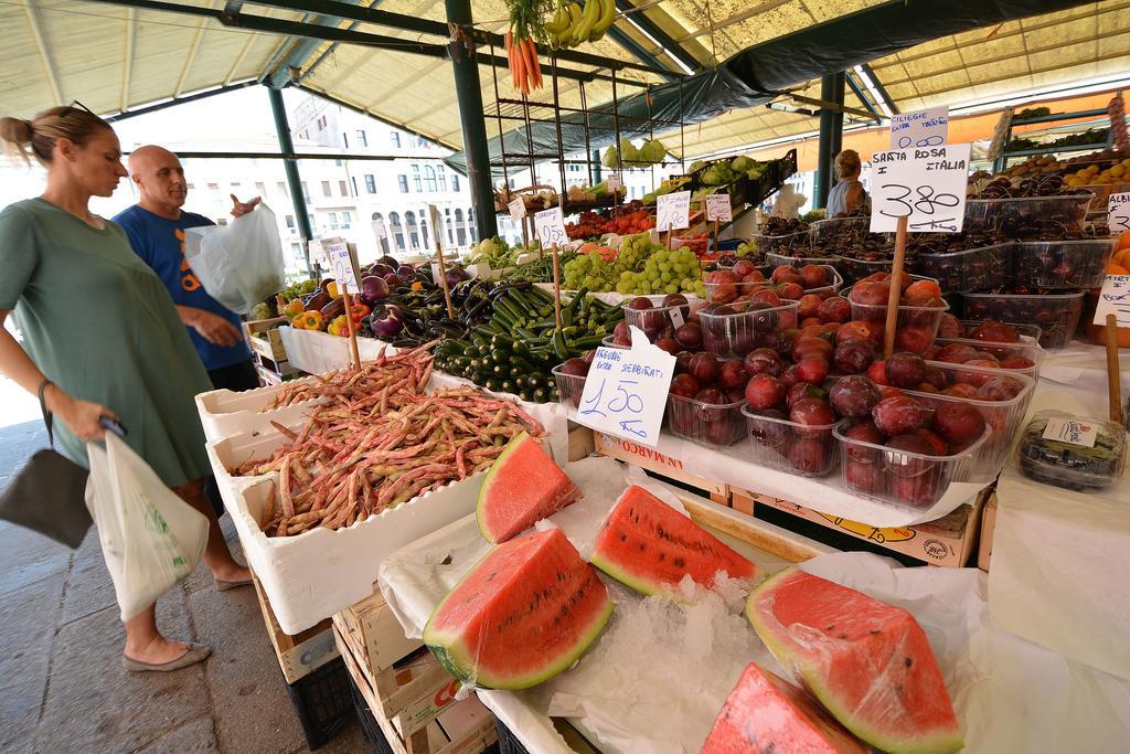 Recioto Rialto-Market Venice Exterior photo